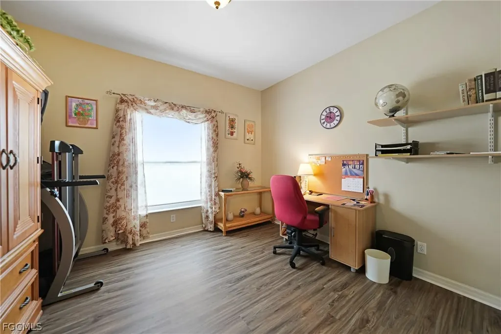 2454 Blackburn Circle Cape Coral FL 33991
