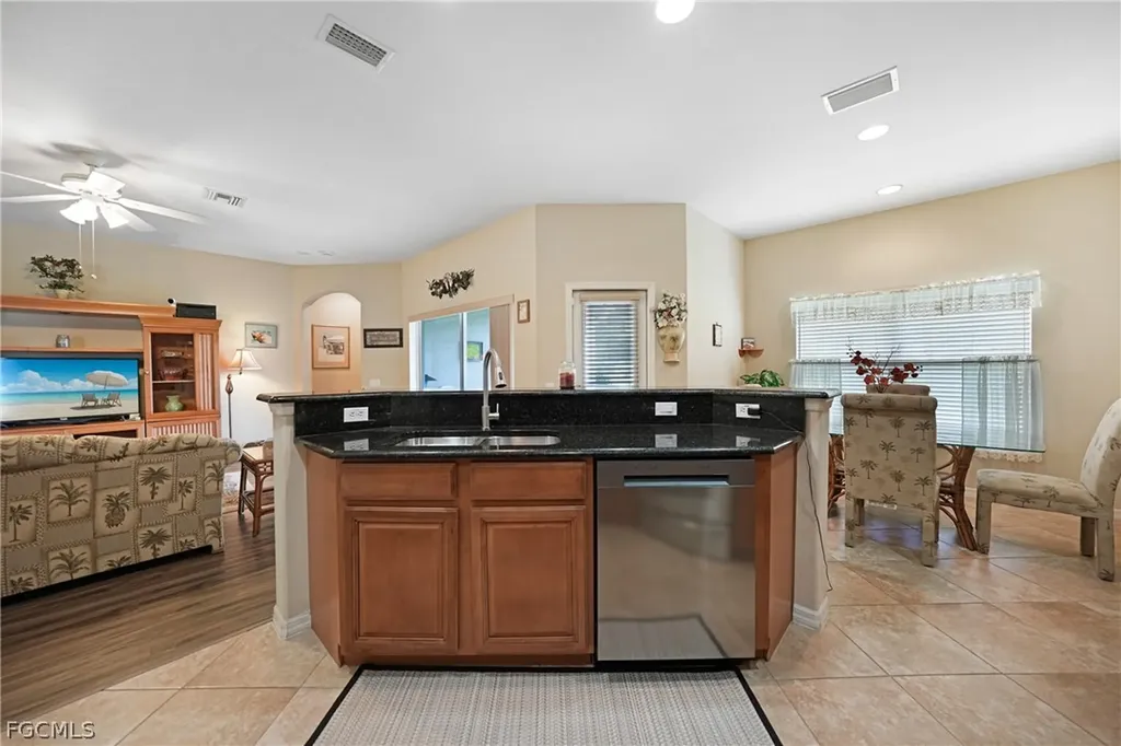 2454 Blackburn Circle Cape Coral FL 33991
