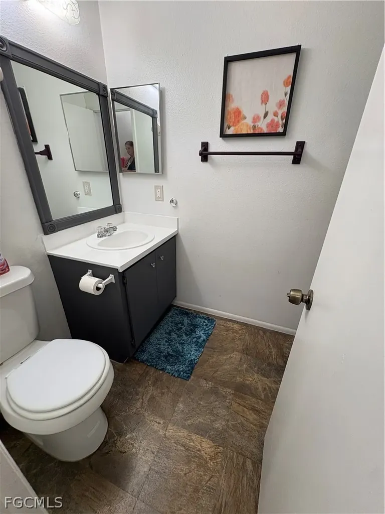 5755 Foxlake Drive North Fort Myers FL 33917