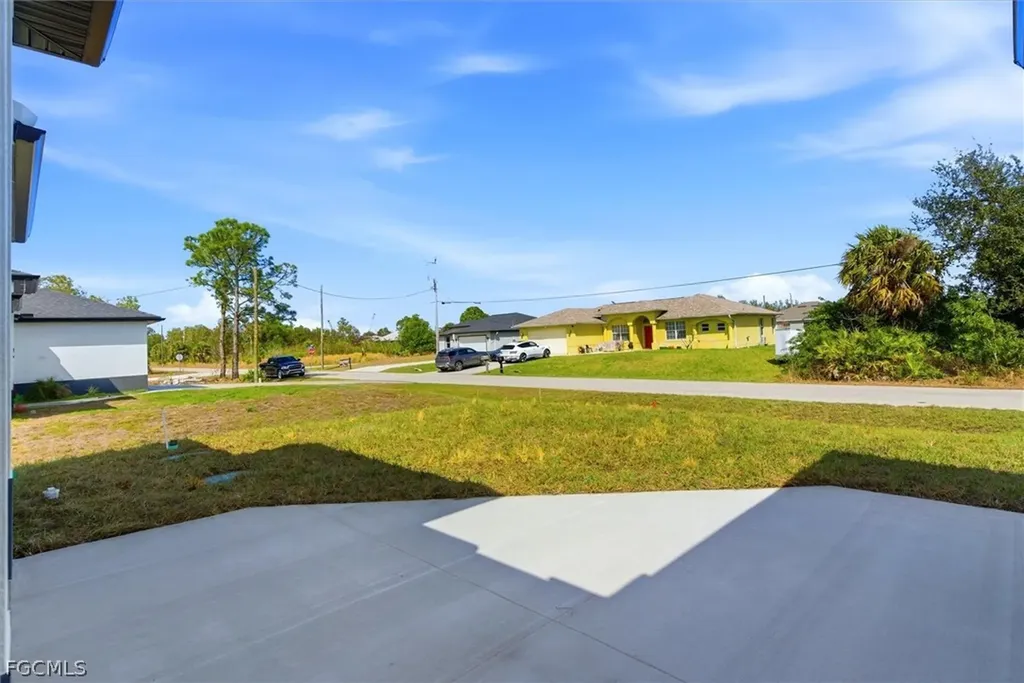 2915 24th Street W Lehigh Acres FL 33976