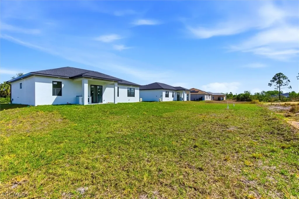 2915 24th Street W Lehigh Acres FL 33976