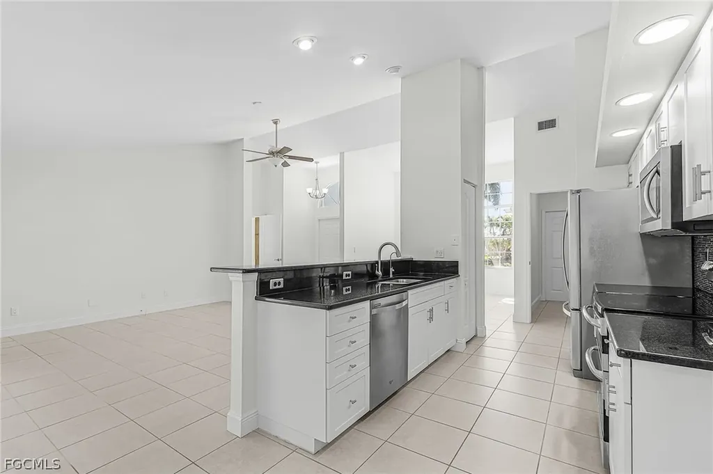 2205 SW 44th Street Cape Coral FL 33914