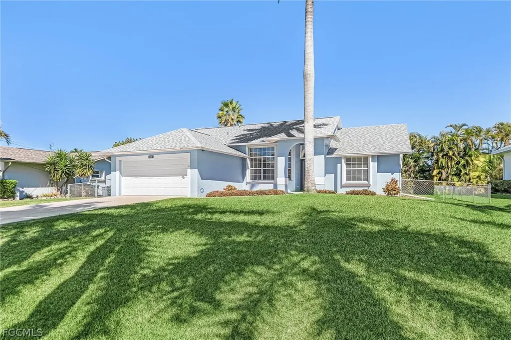 2205 SW 44th Street Cape Coral FL 33914