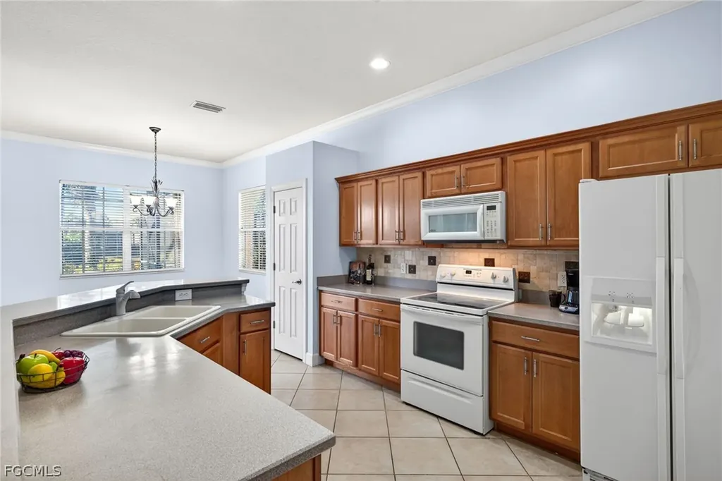 8929 Greenwich Hills Way Fort Myers FL 33908