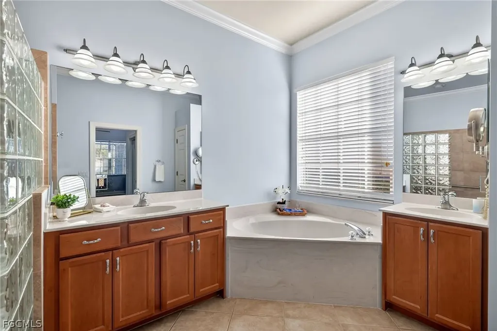 8929 Greenwich Hills Way Fort Myers FL 33908
