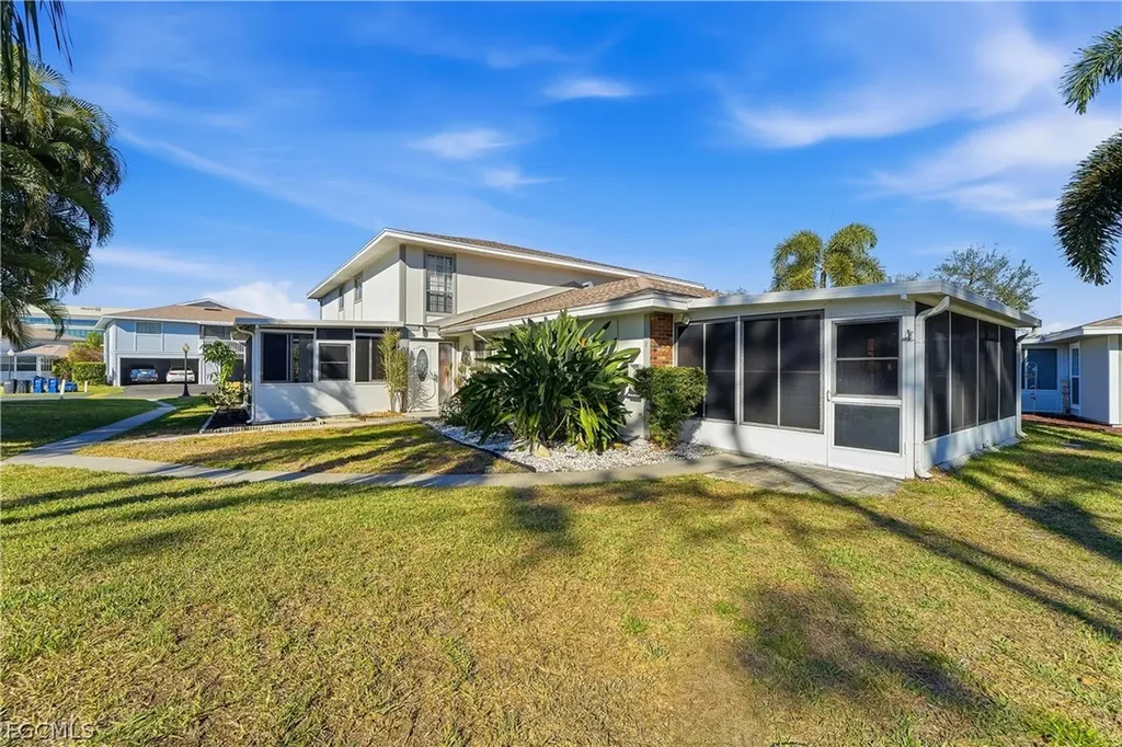 3268 Royal Canadian Trace Fort Myers FL 33907