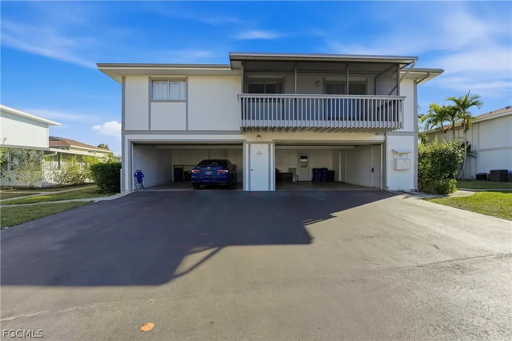 3268 Royal Canadian Trace Fort Myers FL 33907