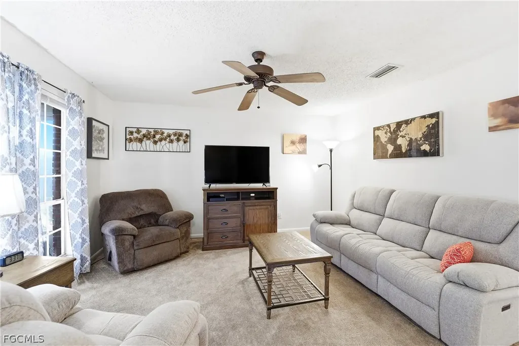 3268 Royal Canadian Trace Fort Myers FL 33907