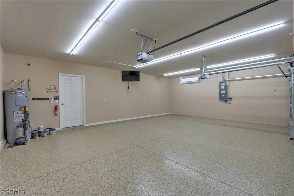 2501 NW 20th Place Cape Coral FL 33993