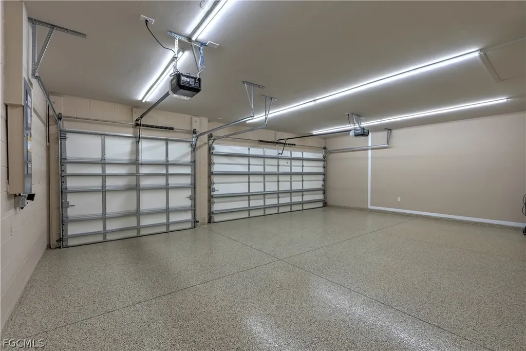 2501 NW 20th Place Cape Coral FL 33993