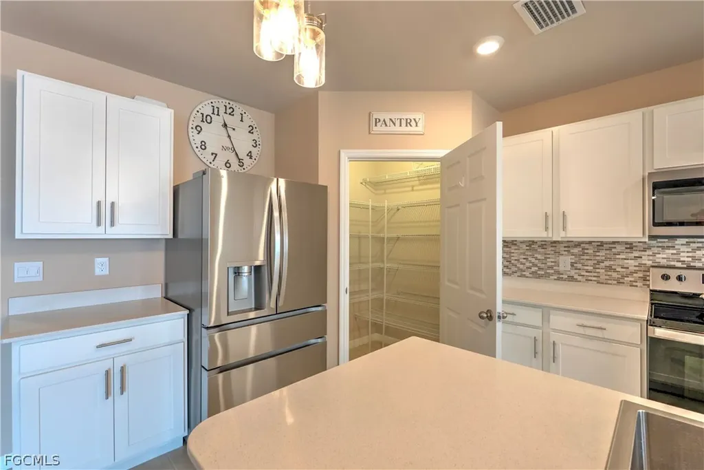 2501 NW 20th Place Cape Coral FL 33993