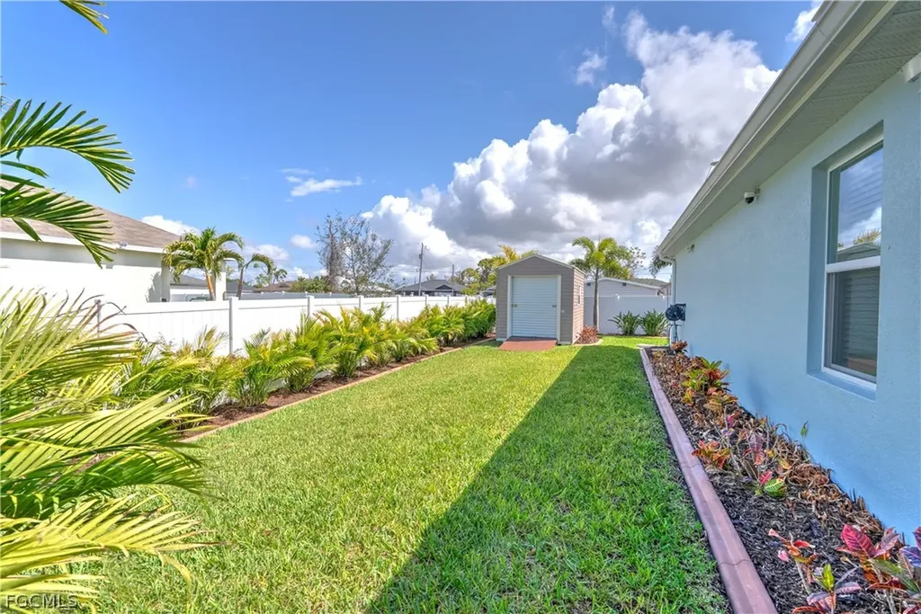 2501 NW 20th Place Cape Coral FL 33993