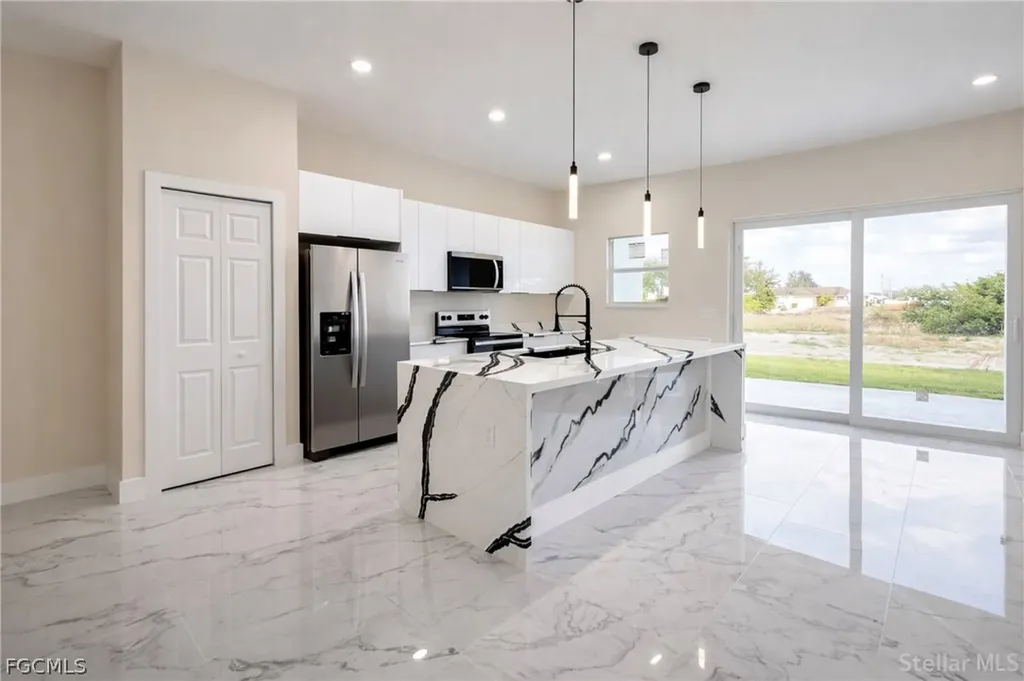 1141 /1143 Hightower Avenue S Lehigh Acres FL 33973