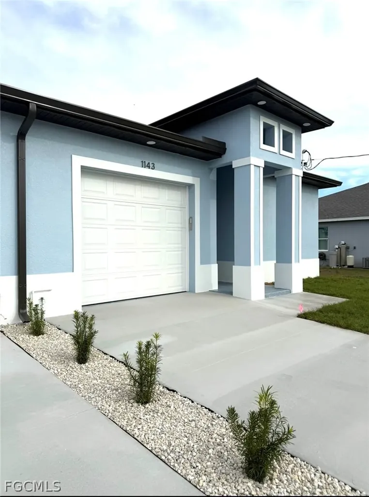 1141 /1143 Hightower Avenue S Lehigh Acres FL 33973