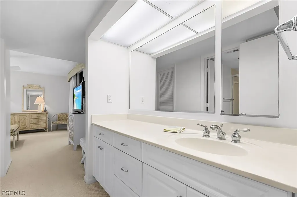 4140 Steamboat Bend E Fort Myers FL 33919