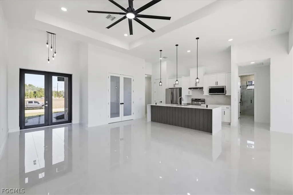 3205 Andalusia Boulevard Cape Coral FL 33909
