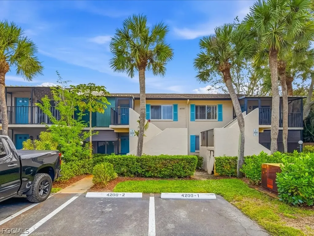 4200 Looking Glass Lane Naples FL 34112