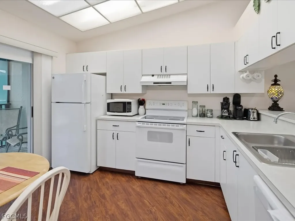 4200 Looking Glass Lane Naples FL 34112