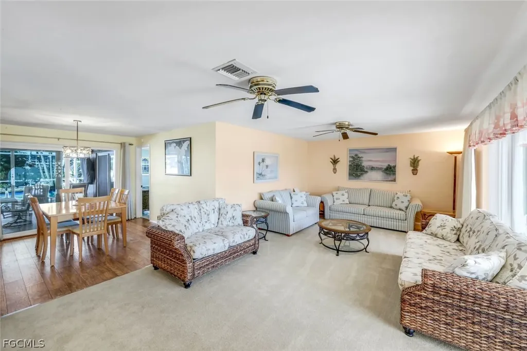 5201 Willow Court Cape Coral FL 33904