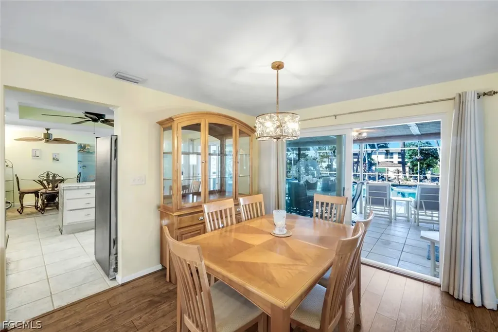 5201 Willow Court Cape Coral FL 33904