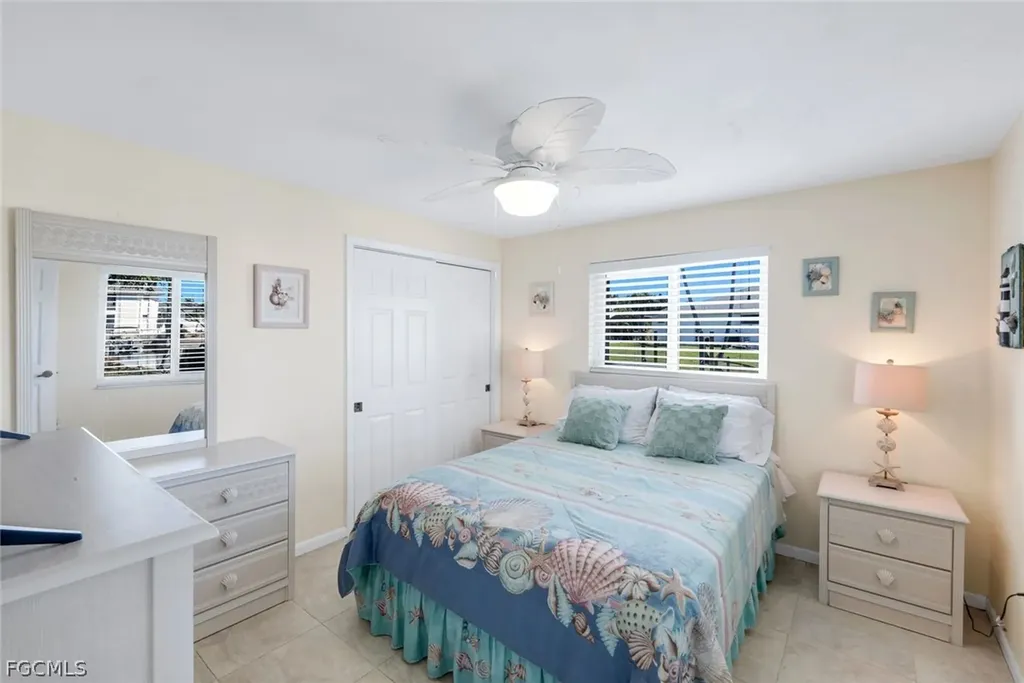 5201 Willow Court Cape Coral FL 33904