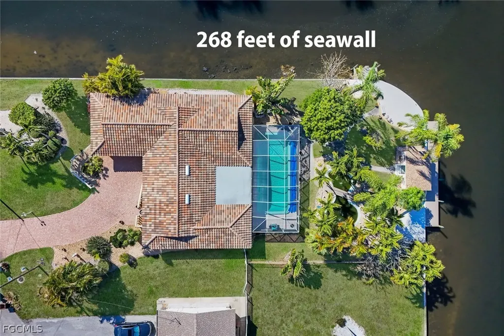 5201 Willow Court Cape Coral FL 33904