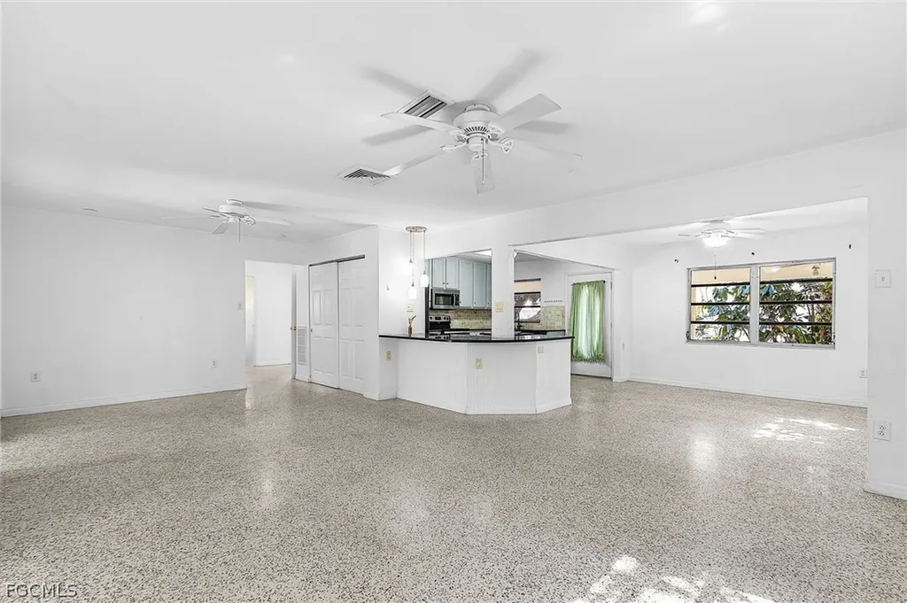 81 Glenmont Drive W North Fort Myers FL 33917