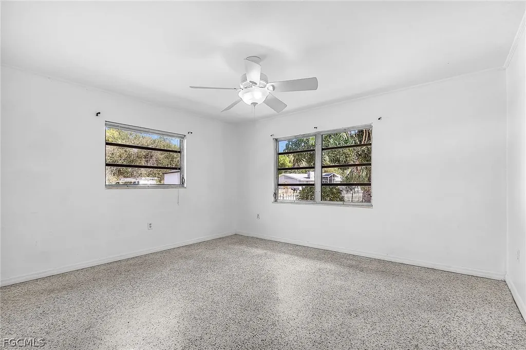 81 Glenmont Drive W North Fort Myers FL 33917