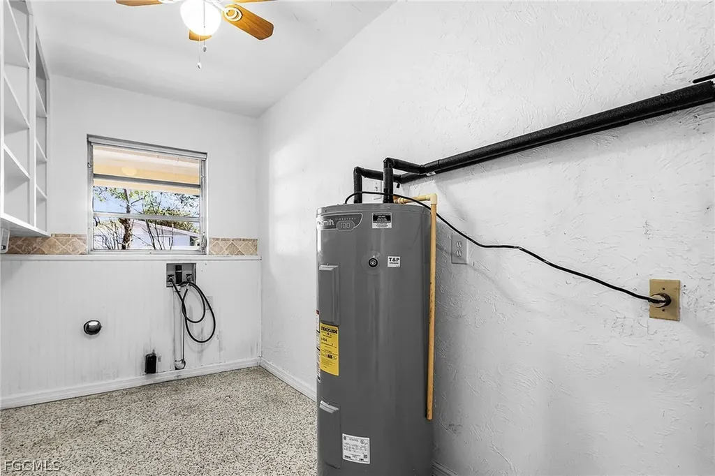 81 Glenmont Drive W North Fort Myers FL 33917