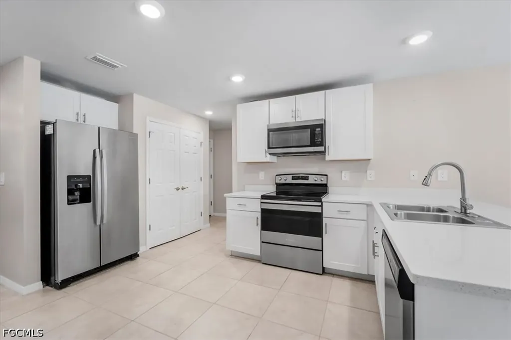 2004 Jeronimo Road Labelle FL 33935