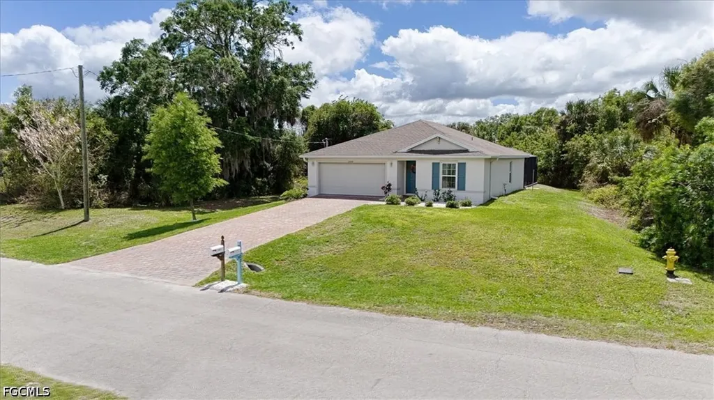 2004 Jeronimo Road Labelle FL 33935