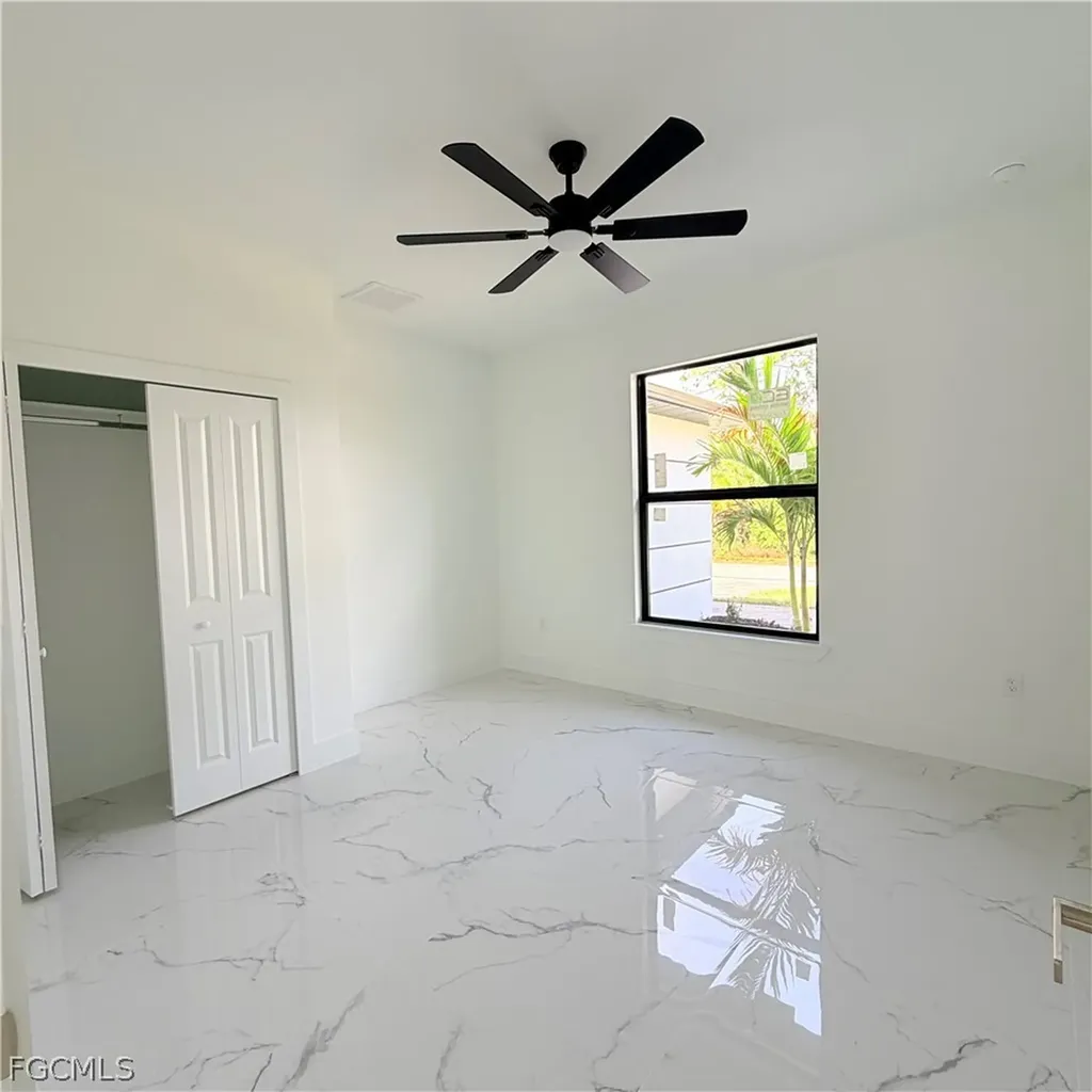 860 Kildare Street E Lehigh Acres FL 33974