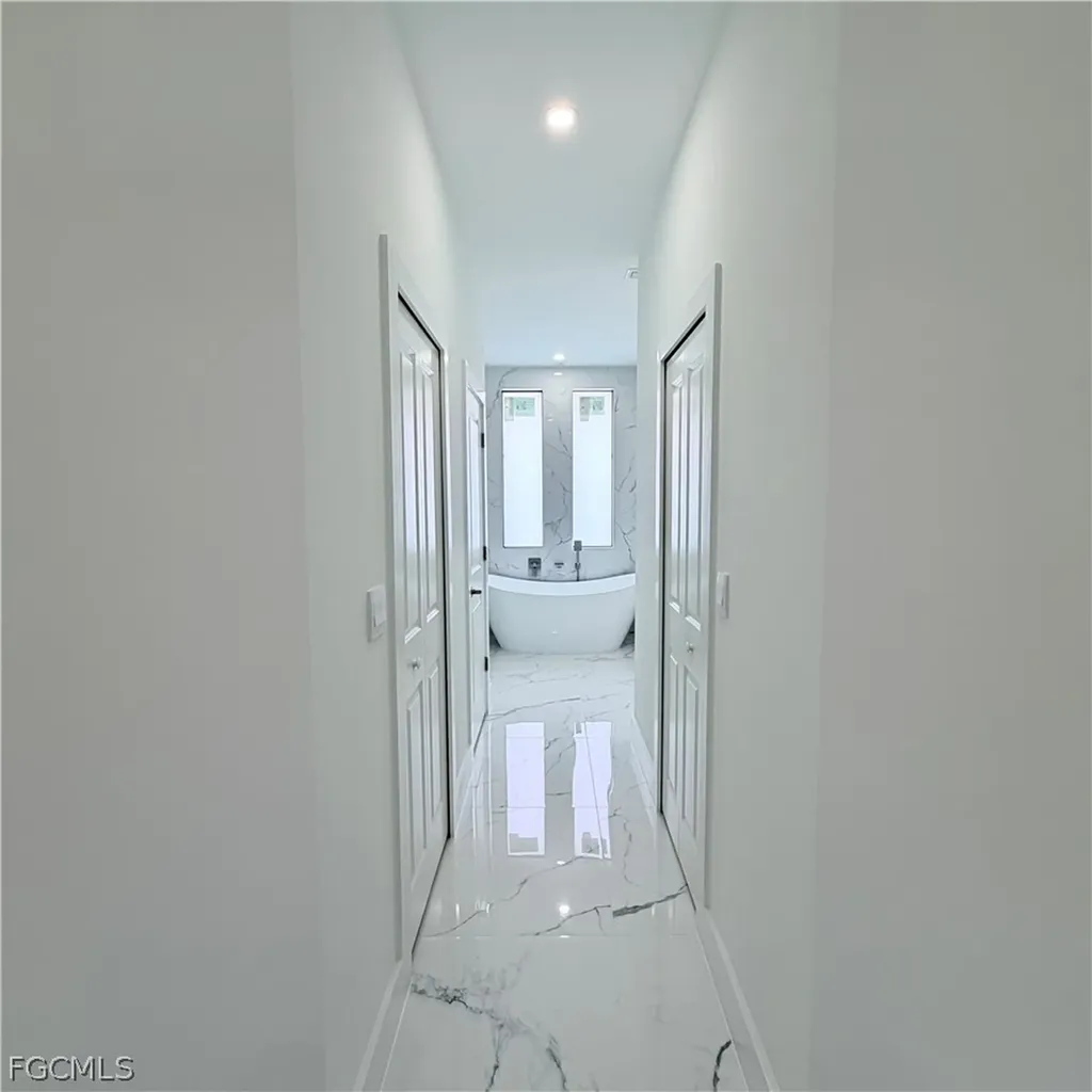 860 Kildare Street E Lehigh Acres FL 33974