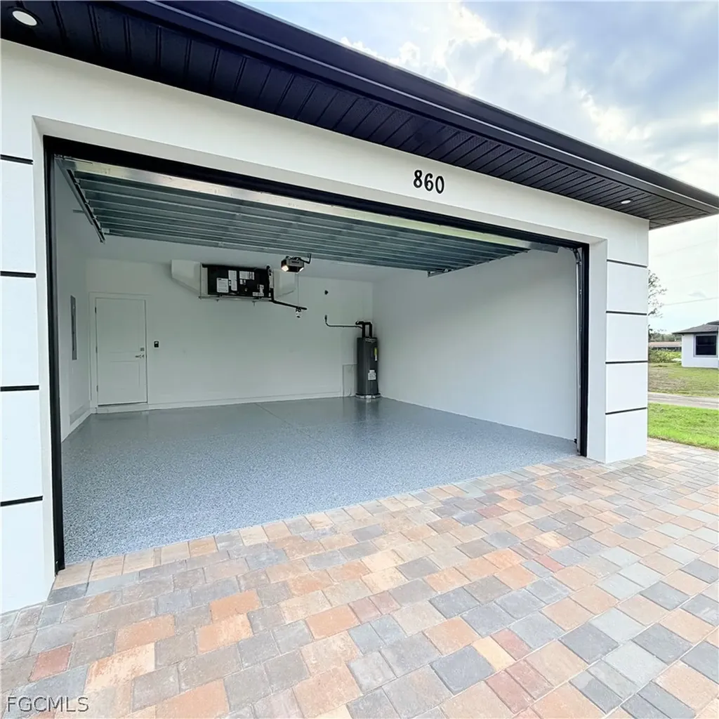 860 Kildare Street E Lehigh Acres FL 33974