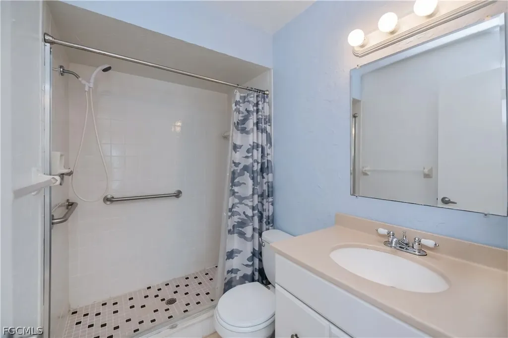 1100 Pondella Road Cape Coral FL 33909