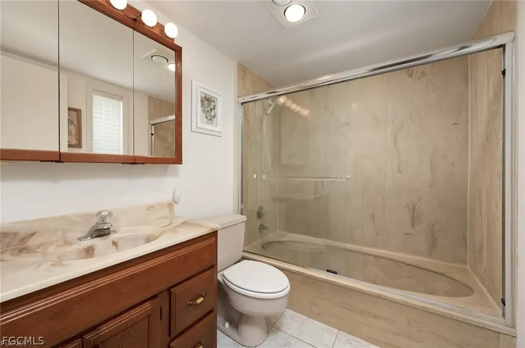 4280 Island Circle Fort Myers FL 33919