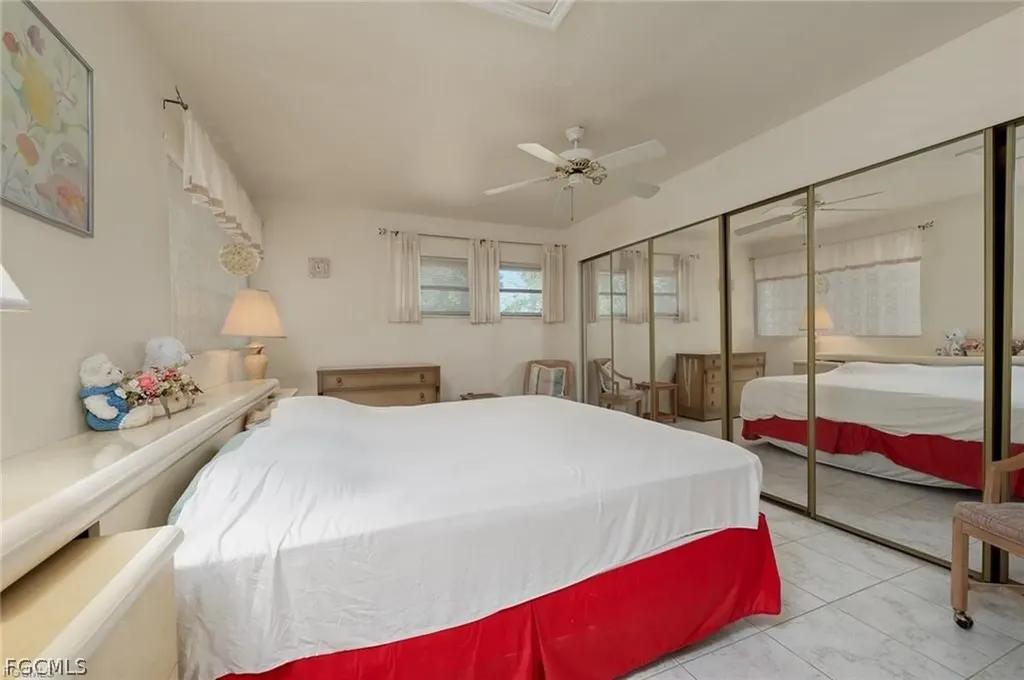 4280 Island Circle Fort Myers FL 33919