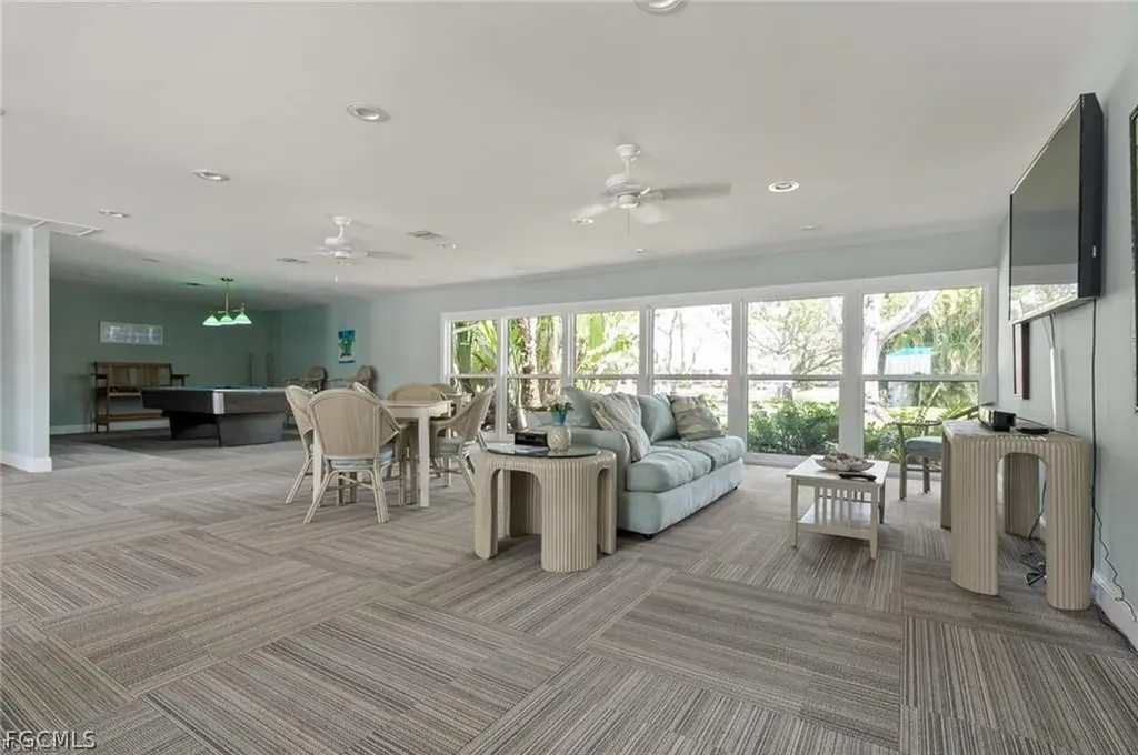 4280 Island Circle Fort Myers FL 33919