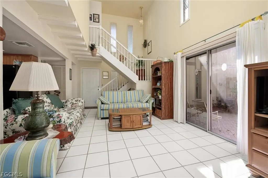 4280 Island Circle Fort Myers FL 33919