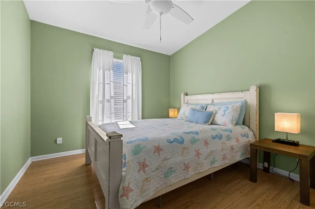 125 NE 11th Place Cape Coral FL 33909