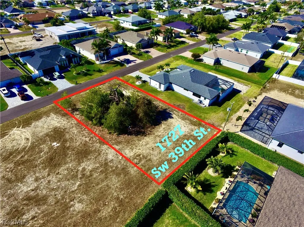 1727 SW 39th Street Cape Coral FL 33914