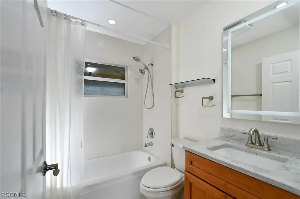 1118 NW 17th Street Cape Coral FL 33993