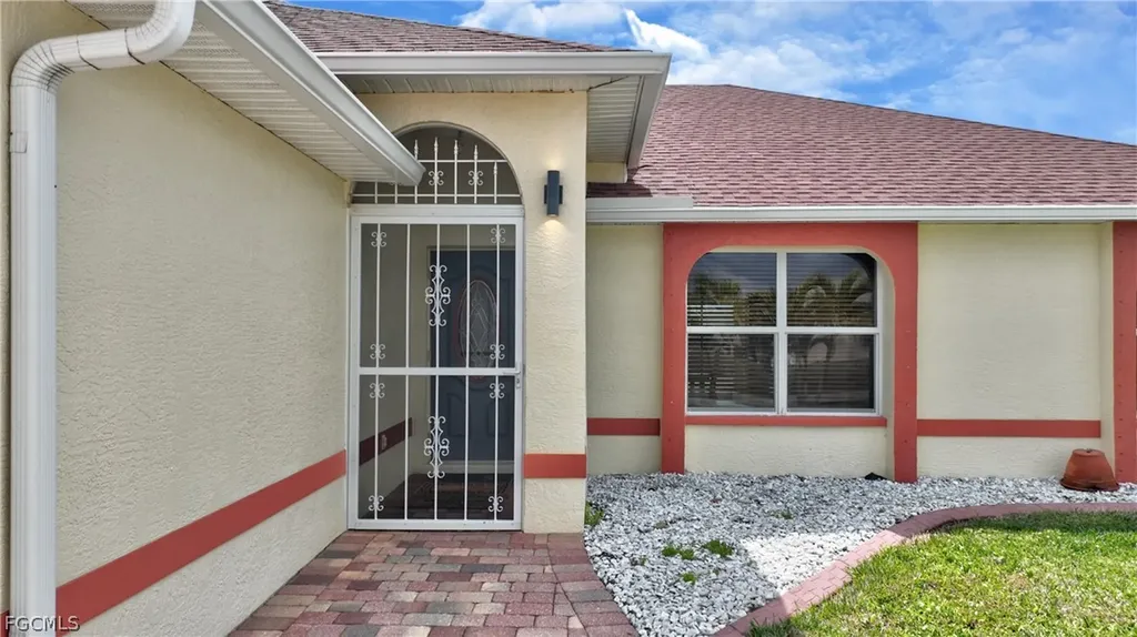 1118 NW 17th Street Cape Coral FL 33993