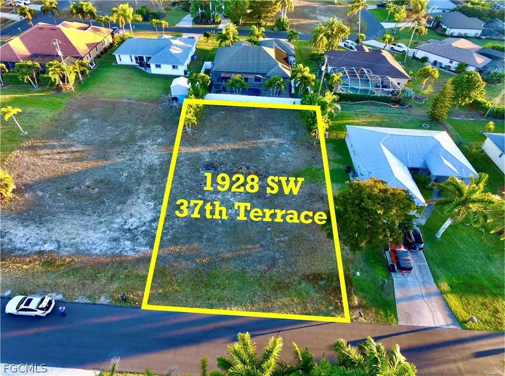 1928 SW 37th Terrace Cape Coral FL 33914