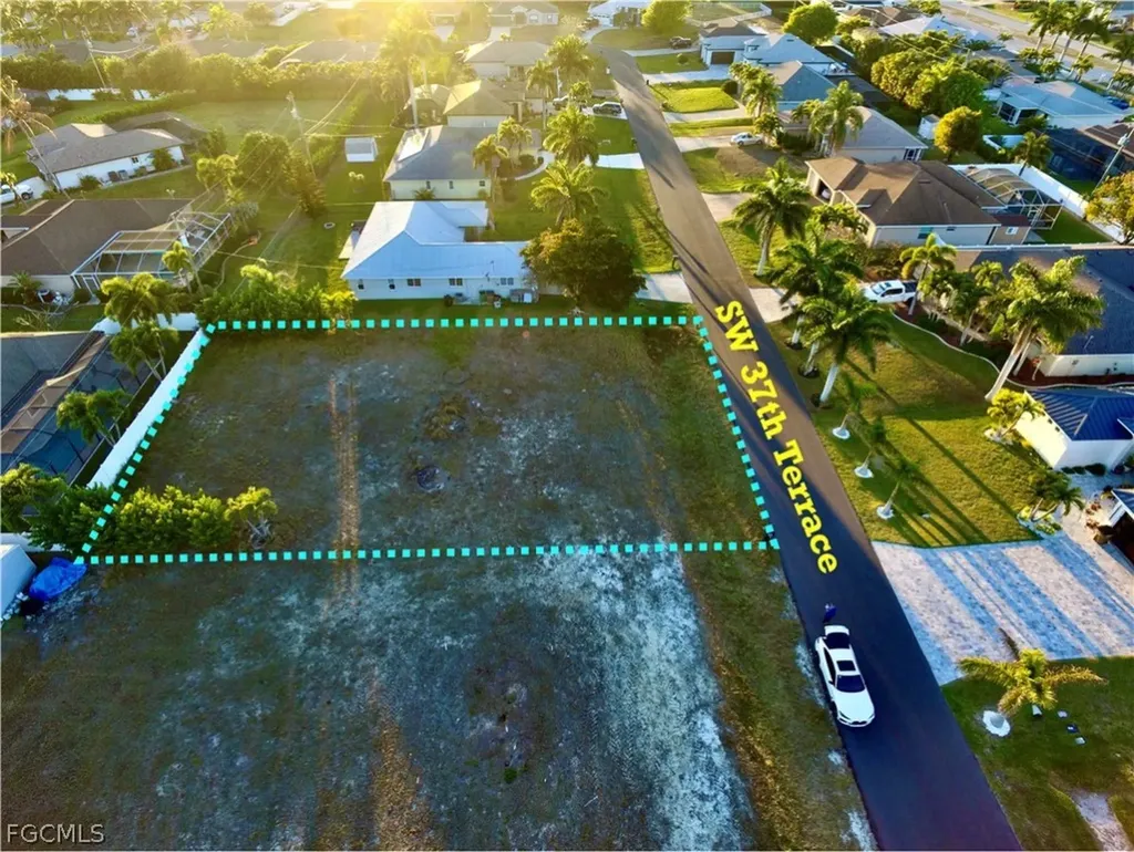 1928 SW 37th Terrace Cape Coral FL 33914