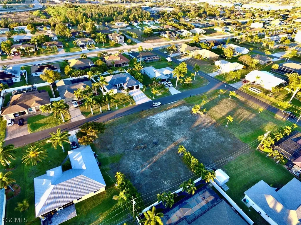 1928 SW 37th Terrace Cape Coral FL 33914