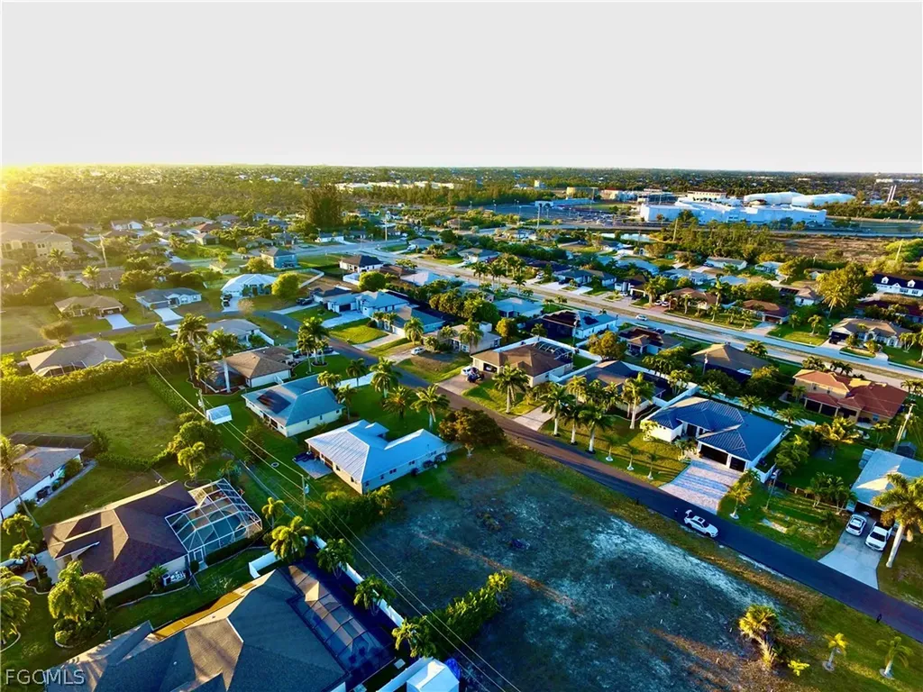 1928 SW 37th Terrace Cape Coral FL 33914