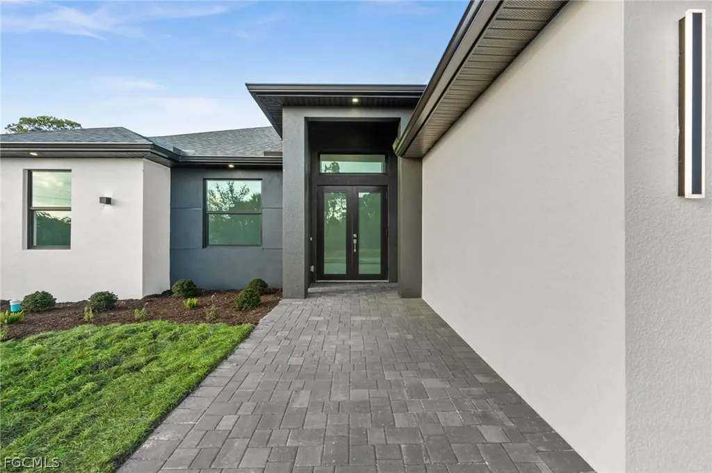 1151 Ebert Street E Lehigh Acres FL 33974