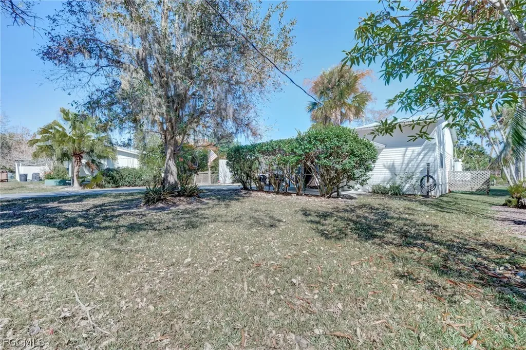 4871 Shady River Lane Fort Myers FL 33905