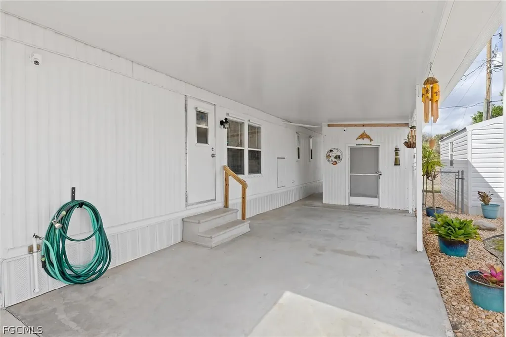 9347/9355 Boots Street Punta Gorda FL 33982